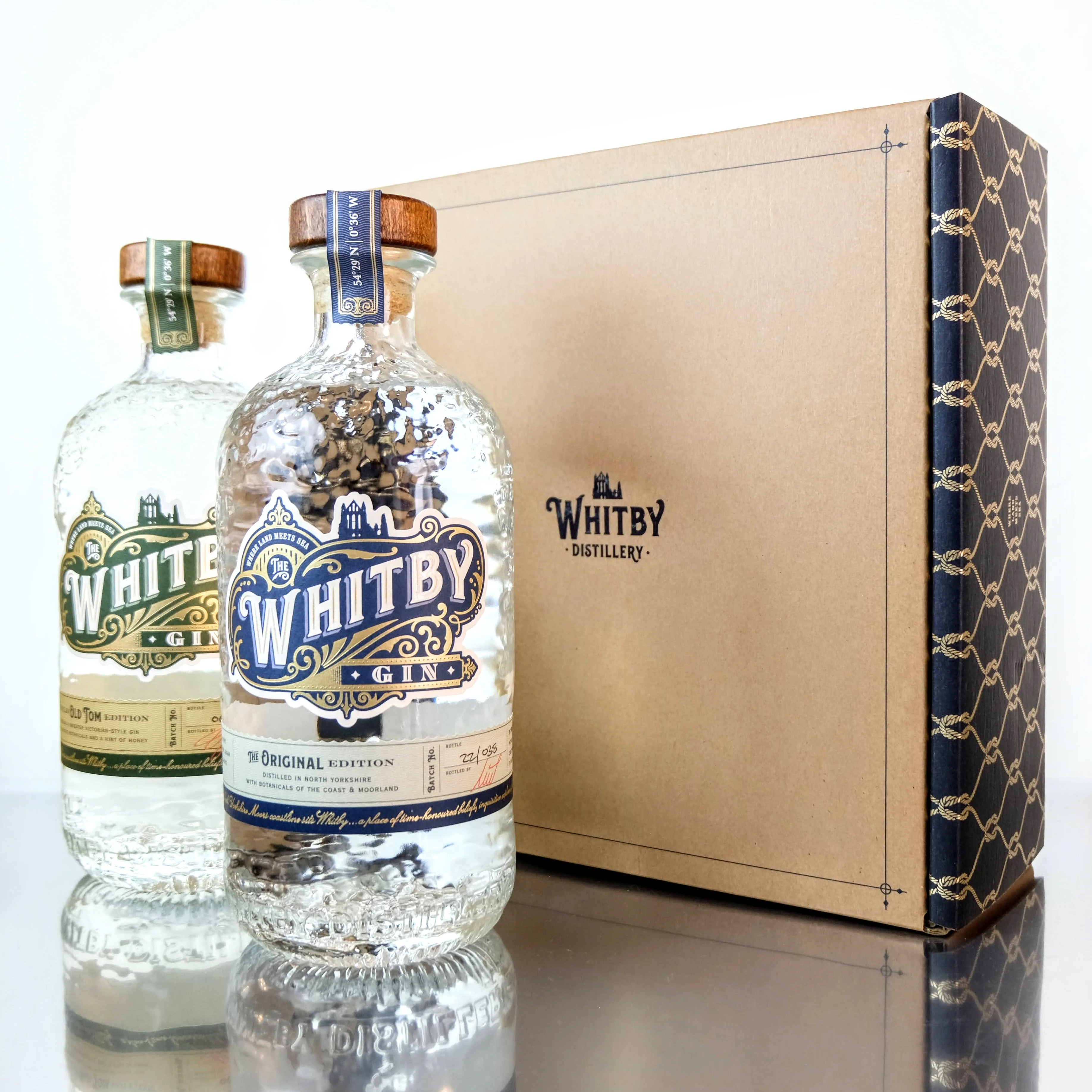 Whitby Distillery - 70cl Twin Gift Set. - Image 4